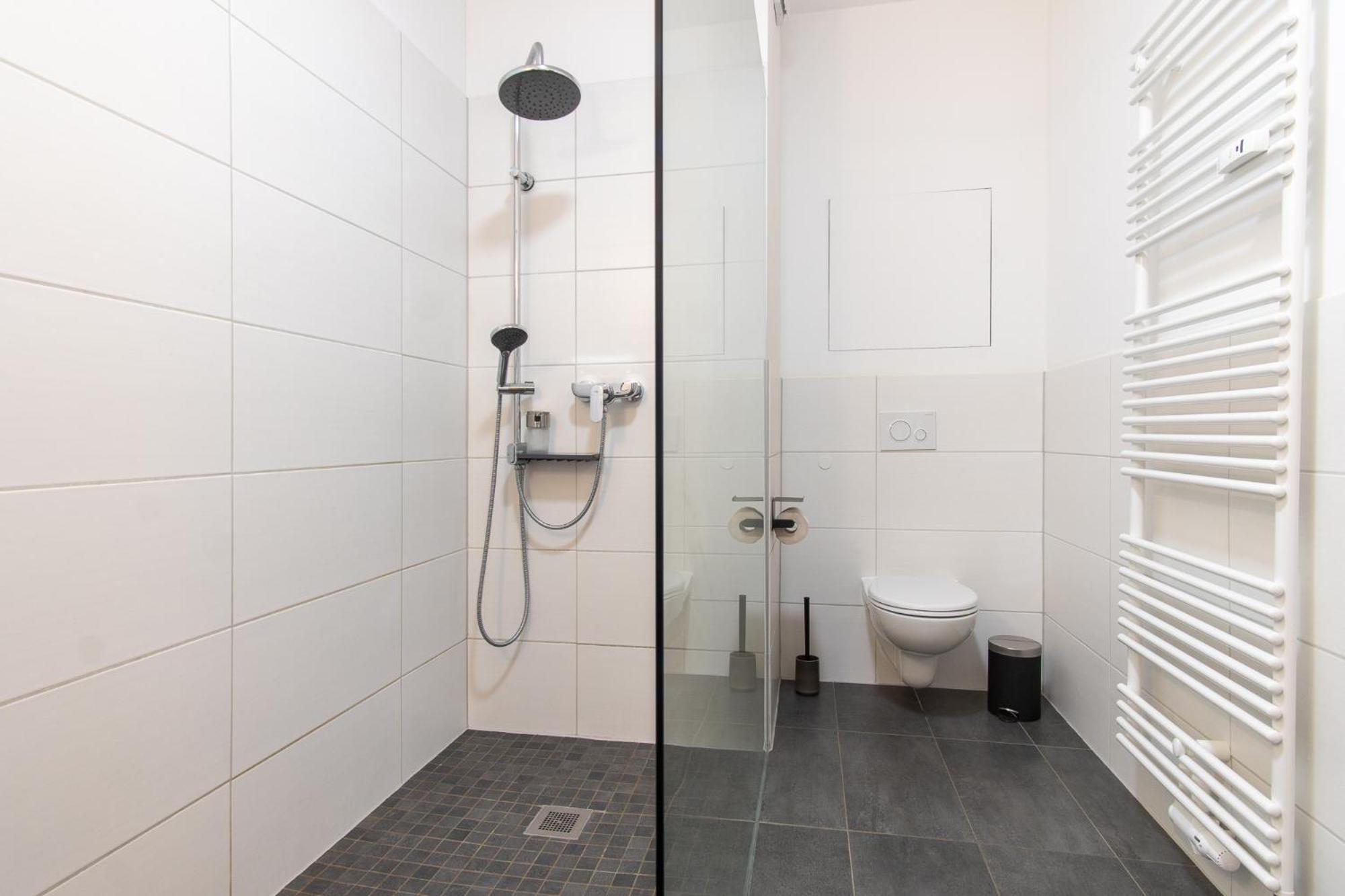 Luxurioeses Apartment, 10Min Innenstadt, Parkplatz إرفورت المظهر الخارجي الصورة